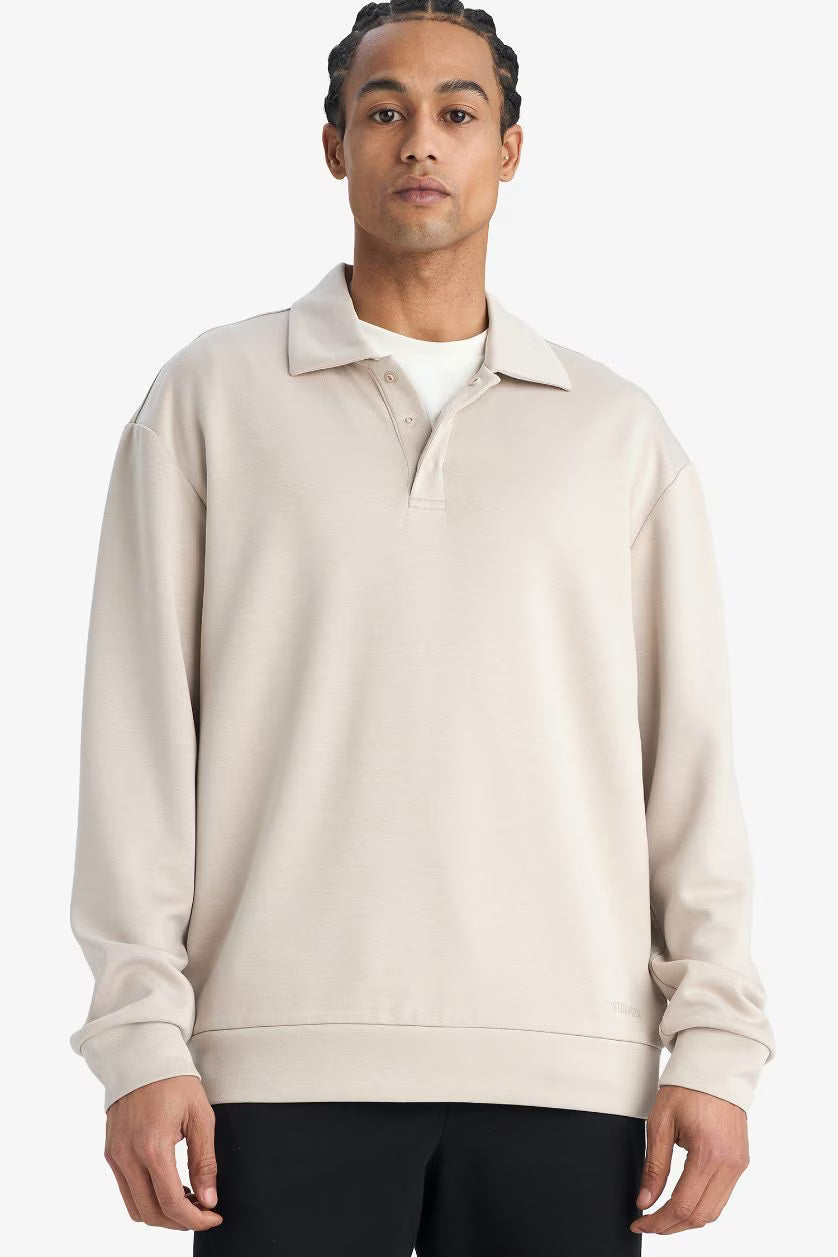 A refined take on casual proportions